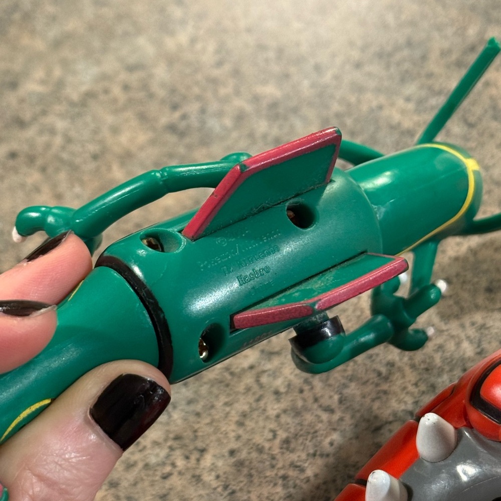 Vintage Rayquaza and Groudon Pokemon Toys - Picture 7 of 9